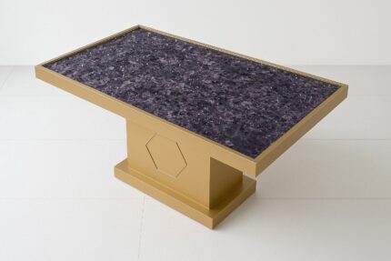 Amethyst Majesty Table